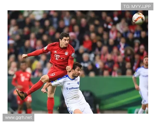 莱万多夫斯基头球技术分析：本赛季争顶成功率与进攻贡献走势清晰