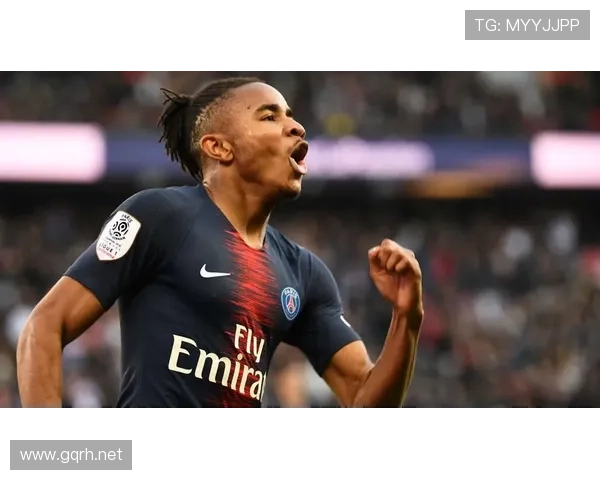 巴黎中场一碰就碎，真以为靠快攻能赢遍全场？