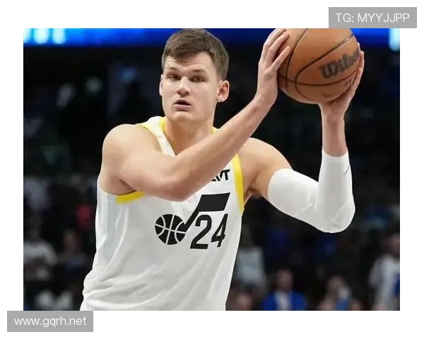 沃克·凯斯勒较上季更擅换防封盖约基奇稳住内线